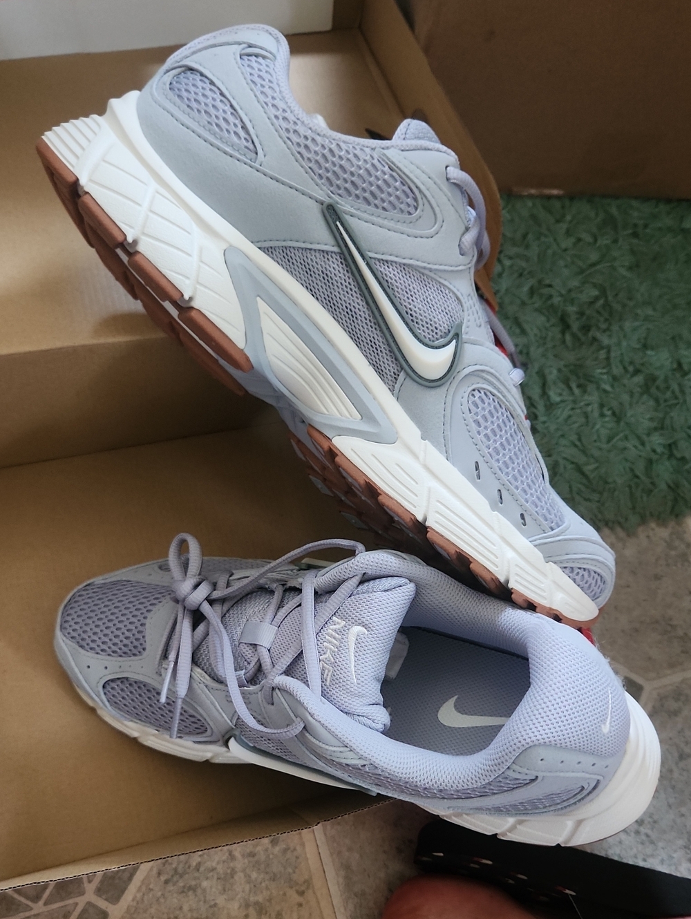 Nike Men's Athletic Shoes Lavender Gray with White and Brown Accents